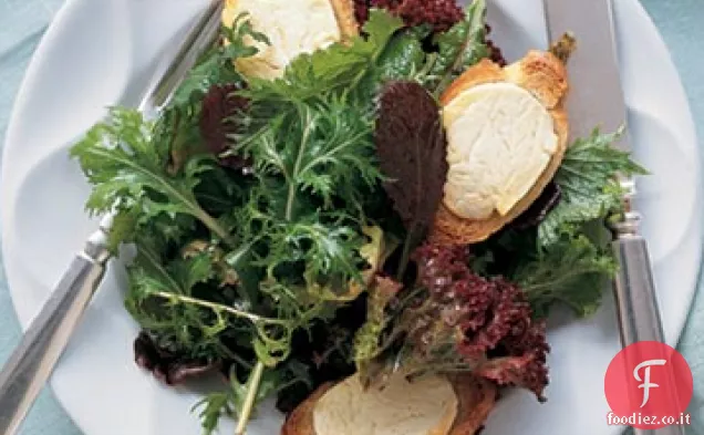 Insalata calda di formaggio di capra