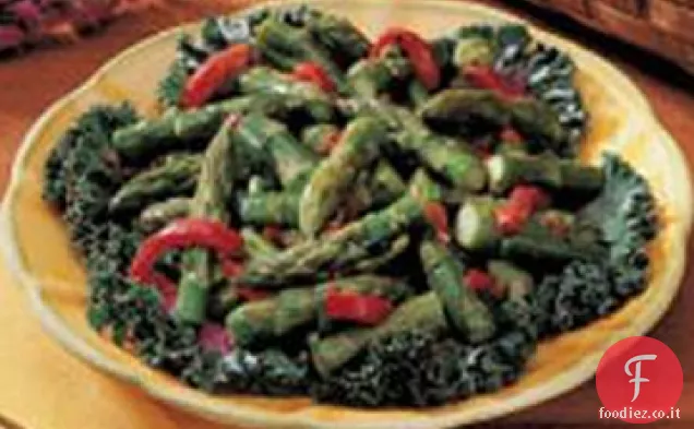 Insalata di vinaigrette di asparagi