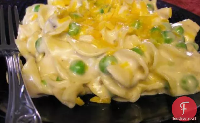 Pollo cremoso e piselli Noodle Toss
