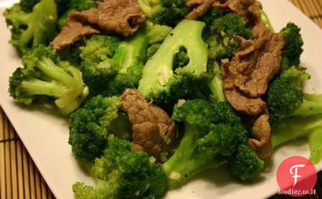 Manzo e broccoli saltati in padella