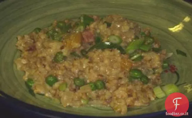 Risotto all'orzo perlato con crema di piselli ed erba cipollina (ridotto di grassi)