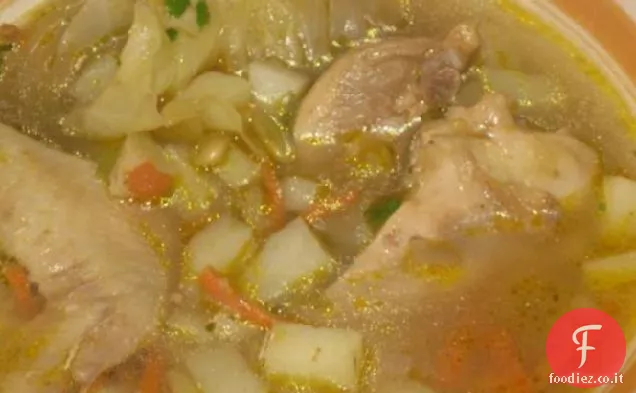 Aguado De Gallina o zuppa di riso di pollo