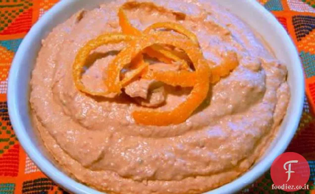 Hummus con Chipotles e un pizzico di arancia