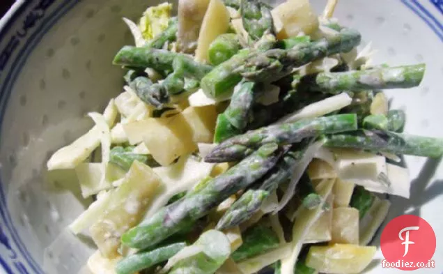 Insalata di asparagi, piselli, fagioli e finocchi