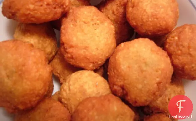 Frittelle di ceci e patate con peperone rosso Harissa