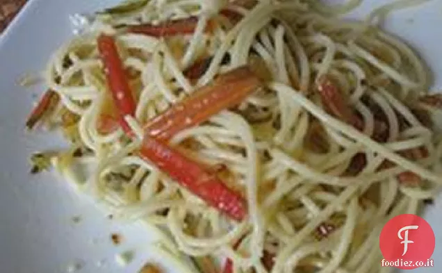 Gambi di bietola e pasta all'aglio