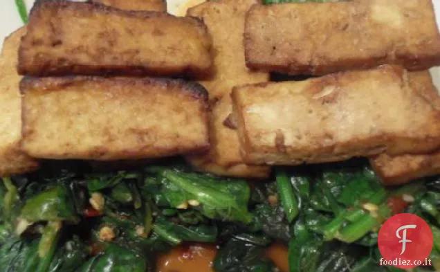 Pile di tofu e bietole