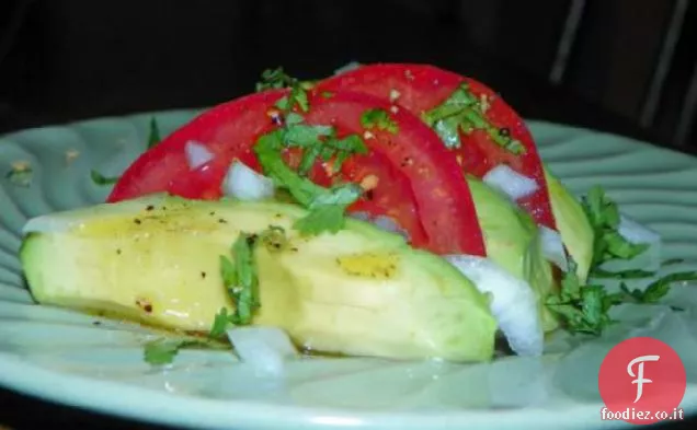 Semplice insalata di avocado