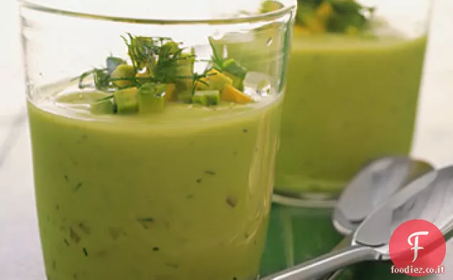 Zuppa di avocado refrigerata