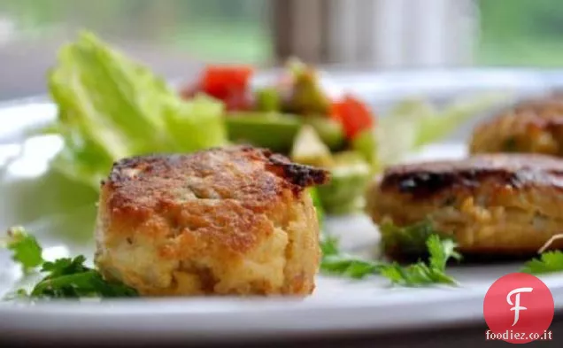 Mini torte di granchio con salsa di Avocado