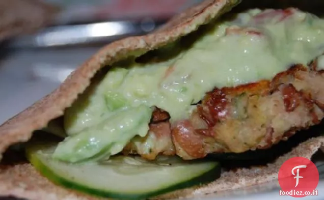 Falafel con Avocado spalmato-Hamburger vegetariani con Guacamole