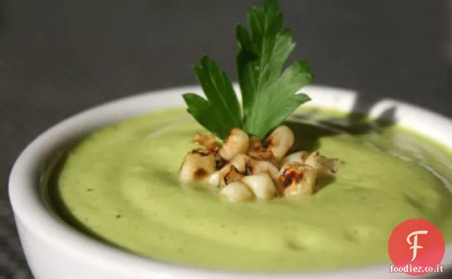 Zuppa di avocado e zucchine refrigerate