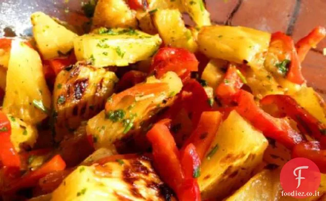 Salsa di ananas e avocado alla griglia