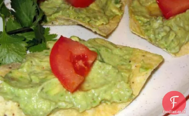 Giri di chip di tortilla di avocado