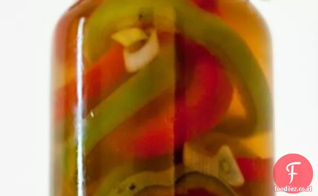 Peperoni in salamoia con scalogno e Timo