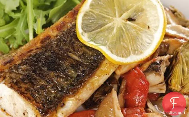 Branzino Rigato in padella con carciofi arrostiti, funghi e marmellata di pomodori