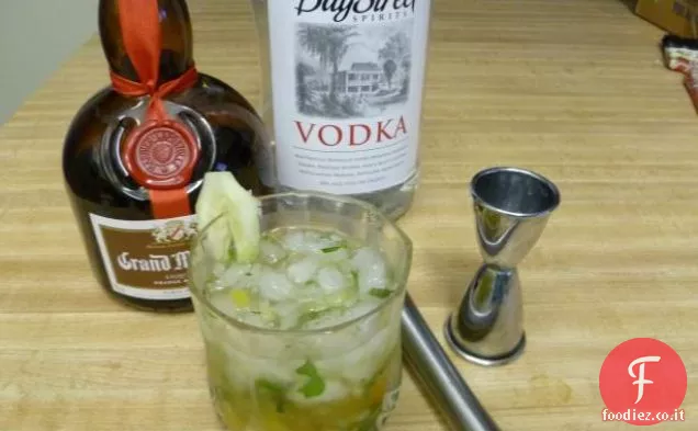 Cocktail di vodka al cetriolo, kumquat e menta