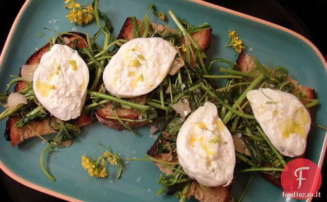 Bruschetta di Burrata con Broccoli Rabe