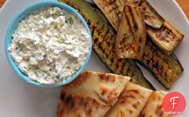 Melanzane alla griglia di Nigel Slater con crema di feta