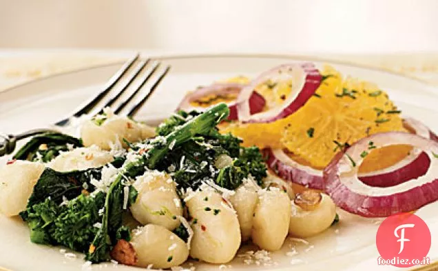 Gnocchi con Broccoli Rabe, Aglio Caramellato e Parmigiano