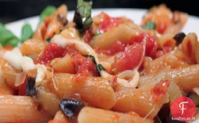 Pasta di melanzane e pomodoro