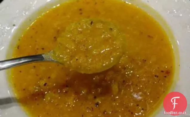 Zucca e zuppa di lenticchie rosse