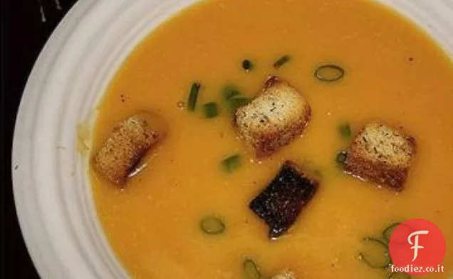 Zuppa di zucca invernale con crostini di Gruyère