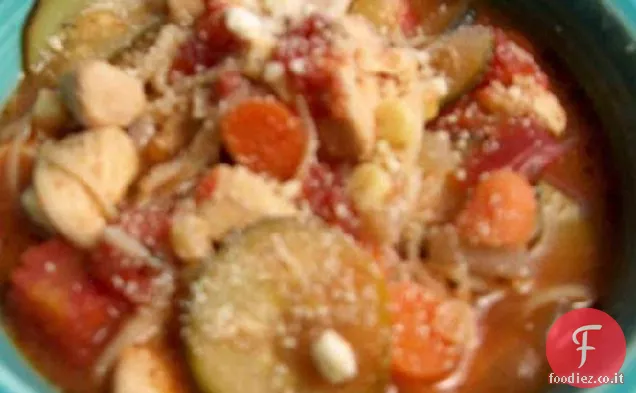 Zuppa di pollo e verdure italiana