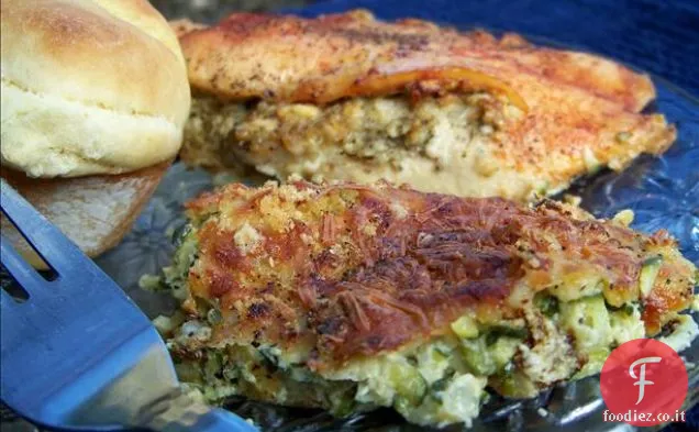 Hamburger alla griglia con verdure dell'orto