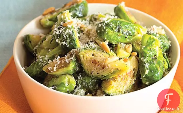 Cavoletti di Bruxelles con Parmigiano e Pinoli