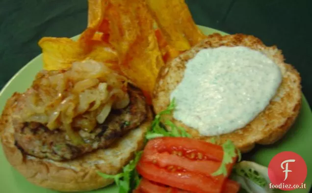 Hamburger Mesa con Salvia Aioli e patatine piccanti