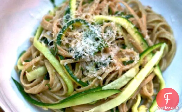 Cena Stasera: Pasta Integrale con Zucchine Julienne