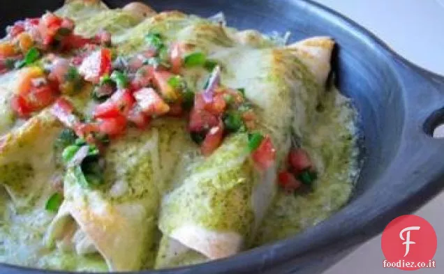 Enchiladas di pollo e oliva verde