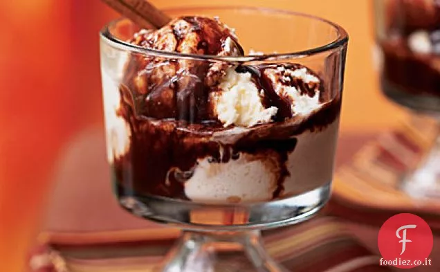 Salsa di vin brulè al cioccolato fondente