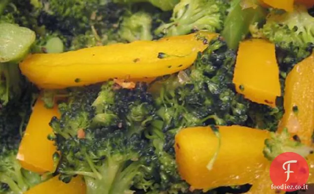Peperoni Gialli Gingered 'n' Broccoli