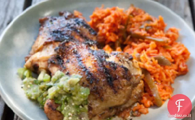 Cosce di pollo in crosta di cumino con salsa di tomatillo alla griglia