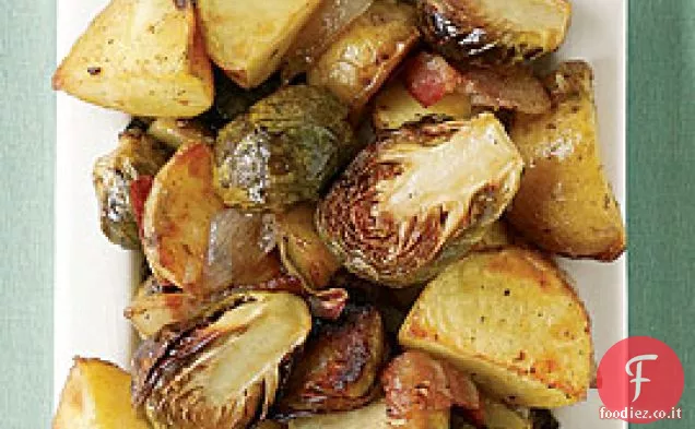 Cavoletti di Bruxelles arrostiti con patate e pancetta