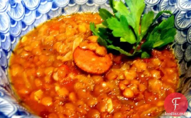 Zuppa di pomodoro e chorizo di lenticchie