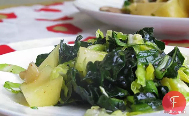 Insalata di cavolo nero e cavoletti di Bruxelles