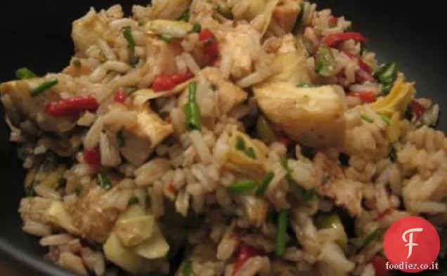 Insalata di pollo e riso mediterraneo