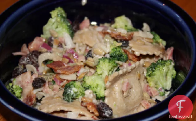 Insalata di broccoli e Tortellini