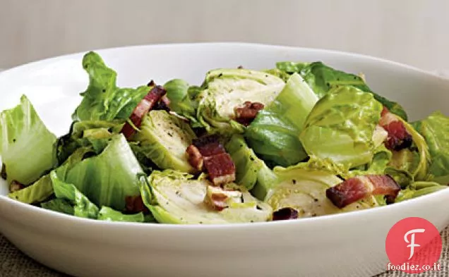 Insalata di cavoletti di Bruxelles con Vinaigrette di pancetta calda