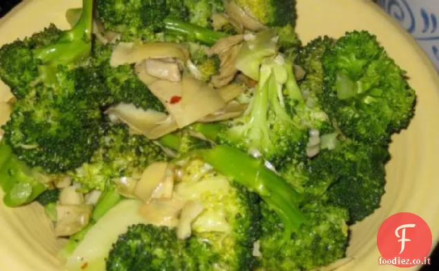 Broccoli con cuori di carciofo