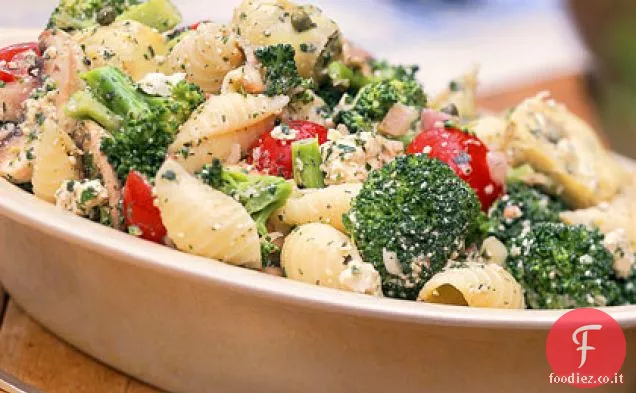 Insalata di broccoli, pomodorini e pasta