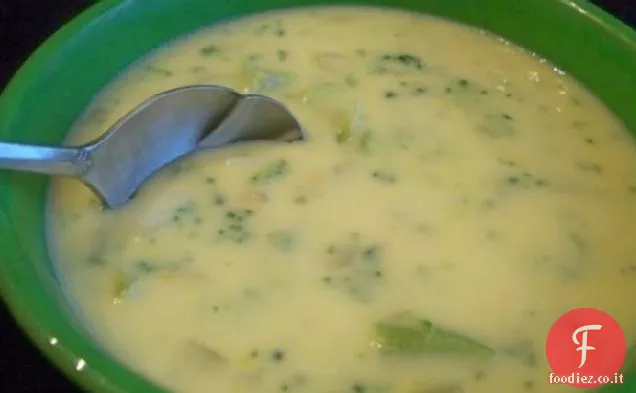 Zuppa di broccoli Cheddar