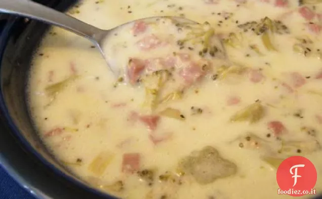 Zuppa di prosciutto e broccoli