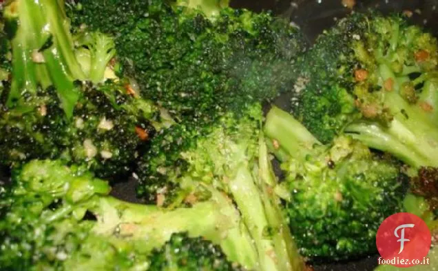 Broccoli con briciole di limone e aglio