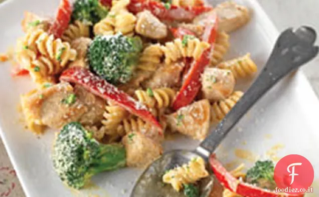 Pollo cremoso con broccoli e pasta al peperoncino