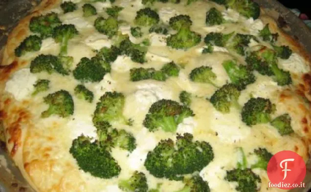 Quattro formaggio bianco Broccoli Pizza (facile)