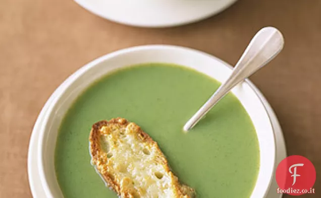 Zuppa di broccoli con toast Cheddar